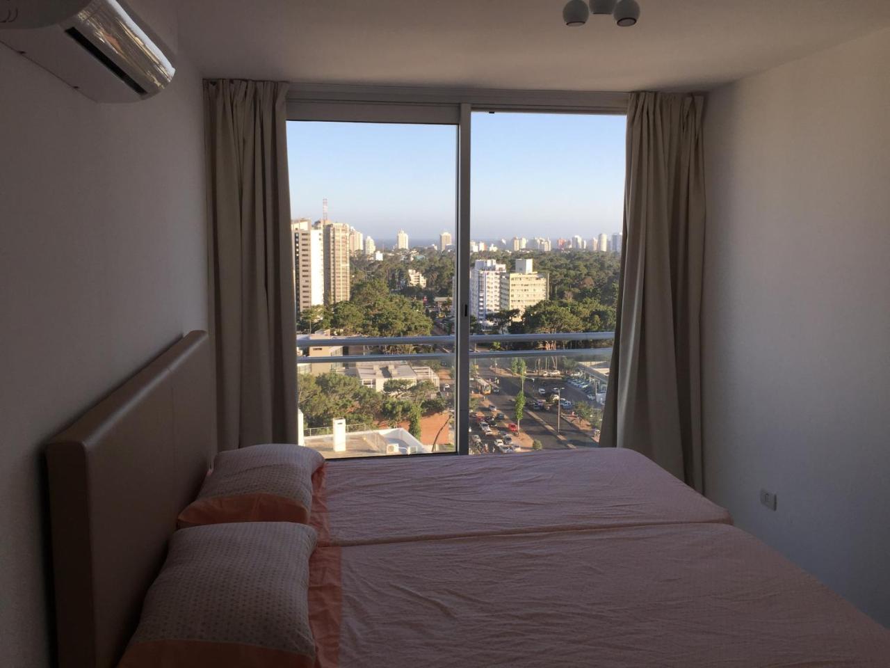 Bellagio Tower New Apartments Punta del Este Exterior photo